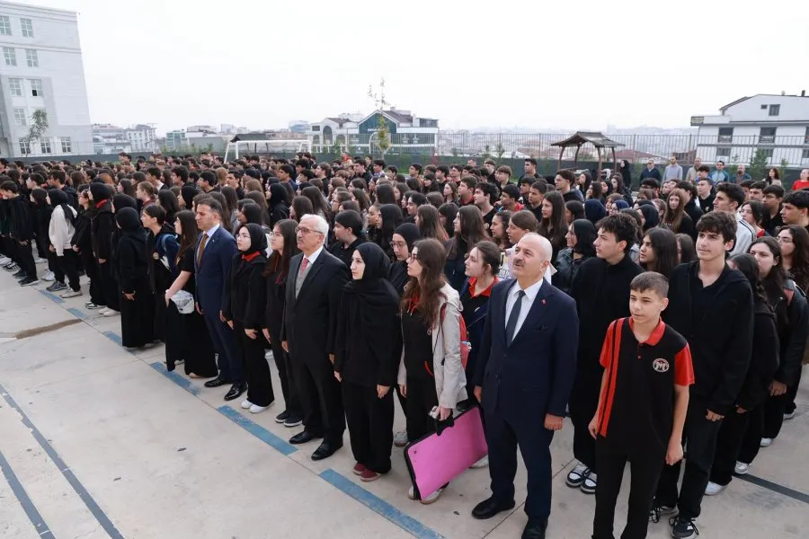 Başkan Büyükgöz Haftaya Öğrencilerle birlikte başladı