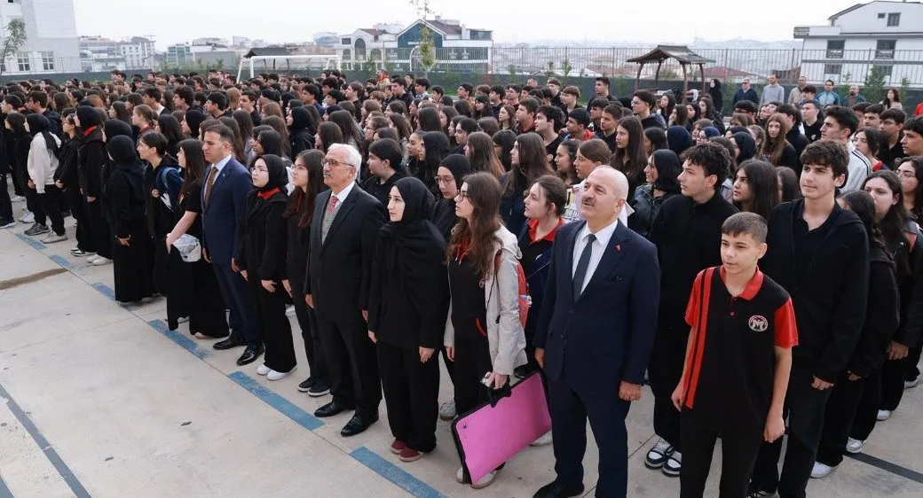 Başkan Büyükgöz Haftaya Öğrencilerle birlikte başladı
