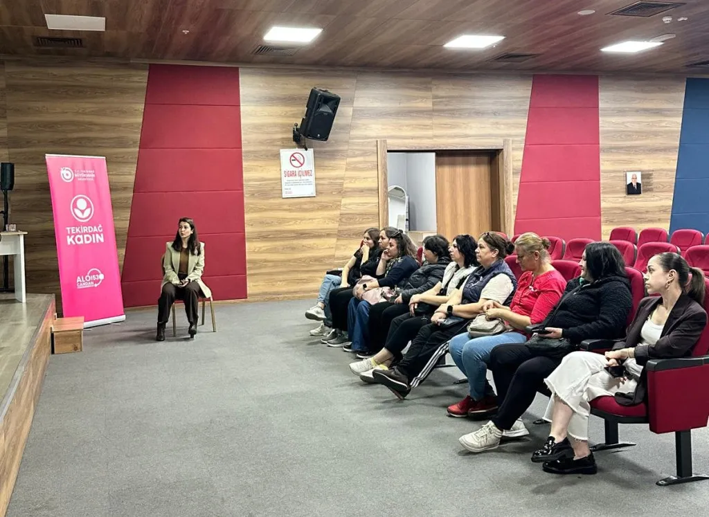 Kadınlara yaşamın her evresinde sağlık rehberliği