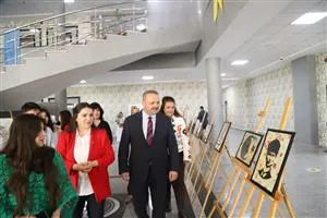 ASÜ’de Anadolu’nun renkleri, Cumhuriyet'in izleri sergisi açıldı