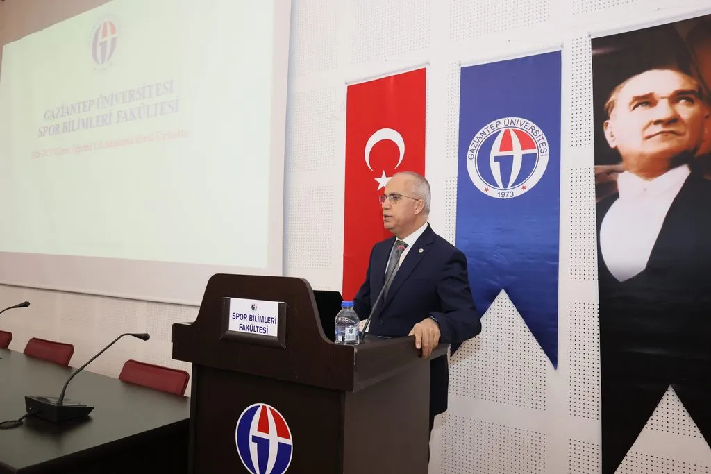 GAÜN Spor Bilimleri Fakültesi akademik kurul toplantısı yapıldı