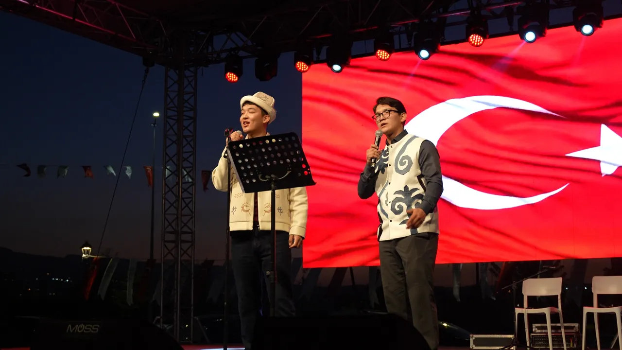 Kayseri Büyükşehir ile Türk dünyası rüzgârı esti