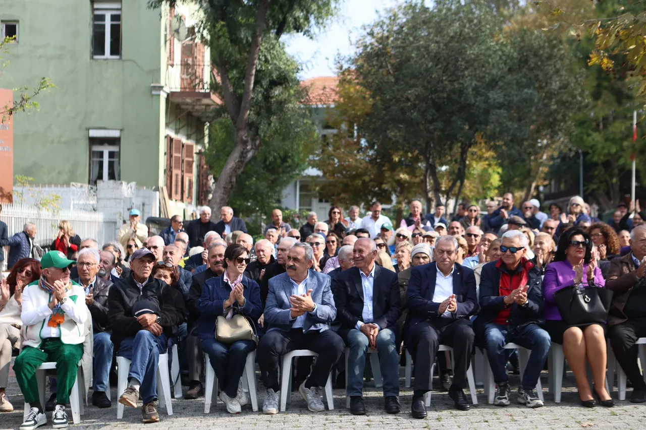Adalar’da vefa günü: İki değerli ismin adı yaşatılacak
