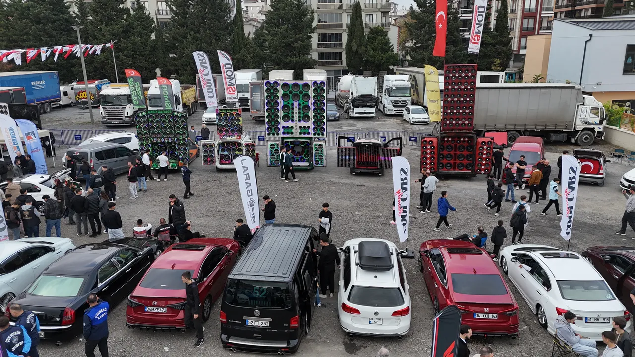 Car Fest Çekmeköy renkli görüntülere sahne oldu