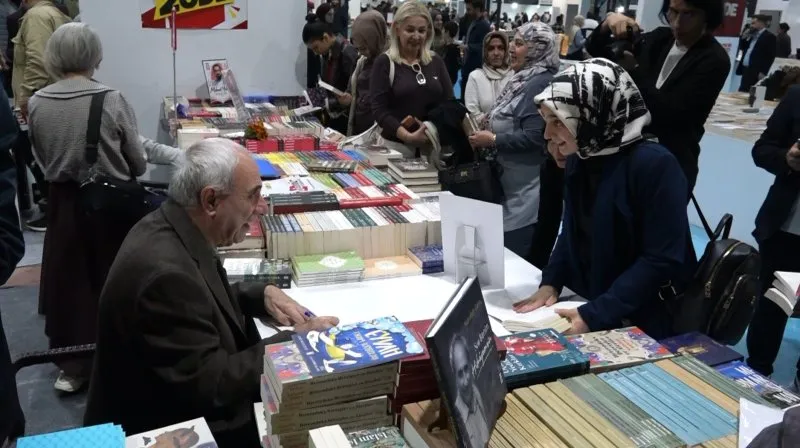 Yazarlar Kitap Fuarından memnun