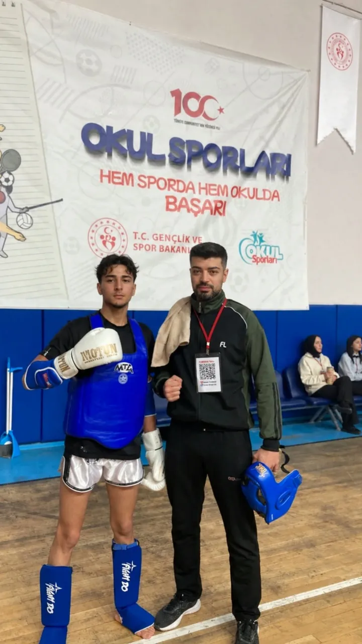 Nevşehir Belediyesi Sporcularından Muaythai Şampiyonasında büyük başarı