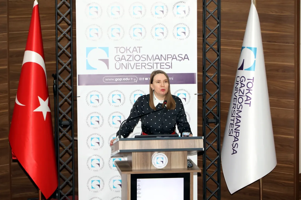 TOGÜ’de “Türk Devlet Geleneği ve Cumhuriyet: Tarihsel Süreklilik ve Dönüşüm” konferansı düzenlendi