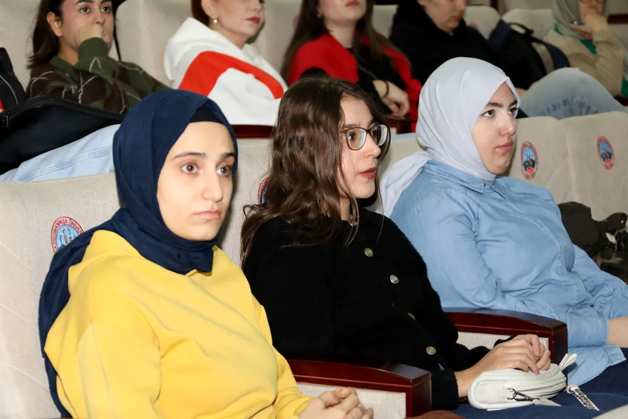 TOGÜ’de “Türk Devlet Geleneği ve Cumhuriyet: Tarihsel Süreklilik ve Dönüşüm” konferansı düzenlendi