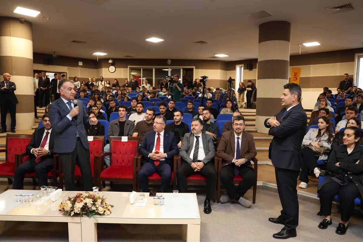 Karabük Valisi Çağatay, UFEST programına katıldı