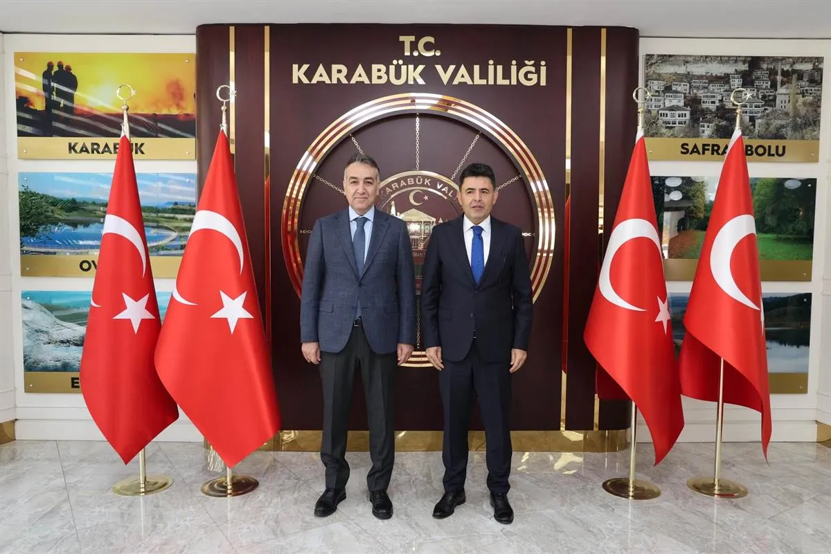 Ulaştırma ve Altyapı Bakan Yardımcısı Boyraz, Karabük Valisi Çağatay’ı ziyaret etti