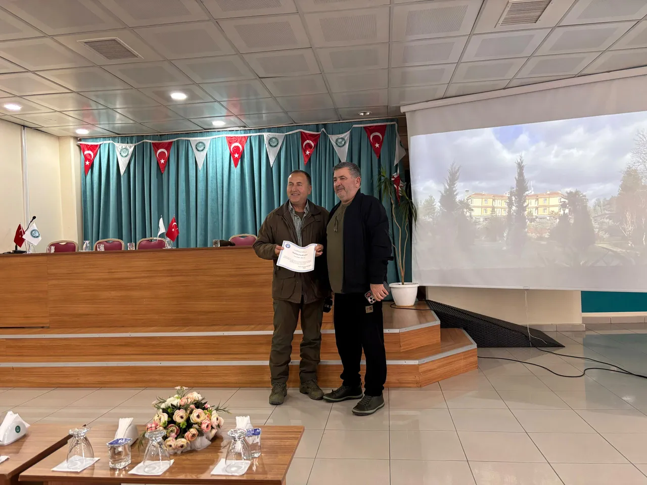 Burhaniye MYO’da, Türkiye’de av turizmi semineri düzenlendi