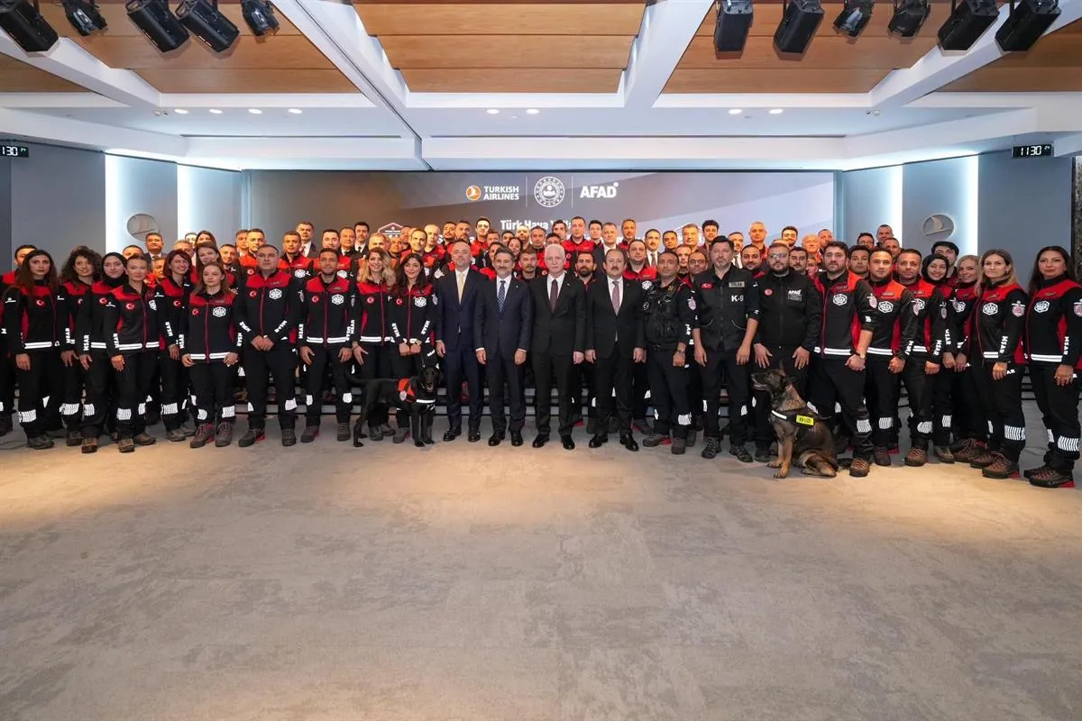 Türk Hava Yolları MSAR kentsel arama kurtarma ekibi proje lansmanı ve Arma Teslim Töreni gerçekleştirildi