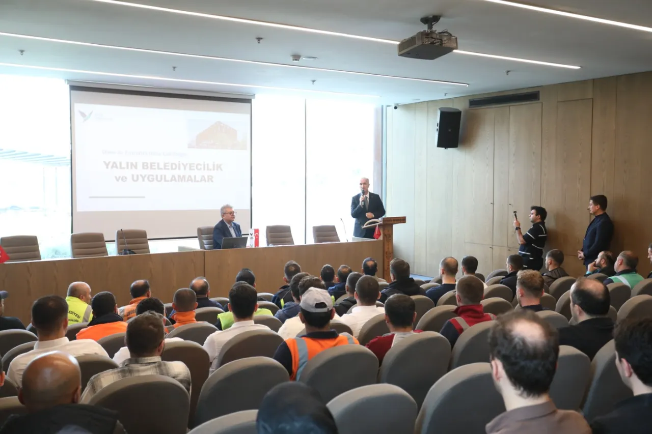 İnegöl Belediyesi’nden personele 2. Yalın Temelleri Eğitimi