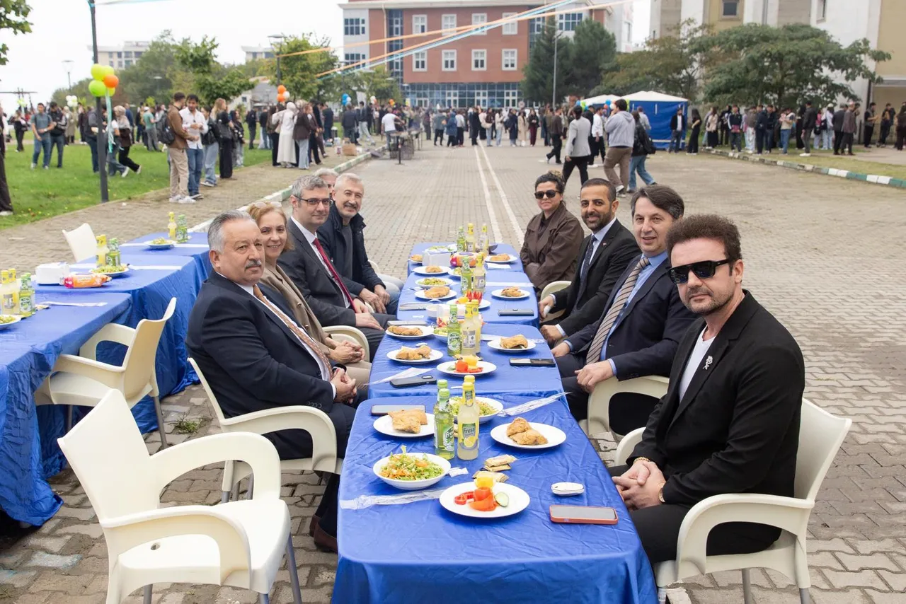 Giresun Üniversitesinde Geleneksel Balık Şenliği coşkusu