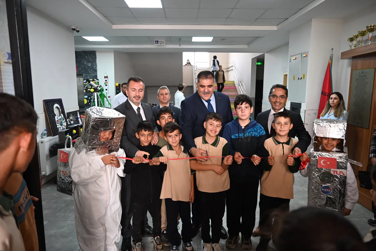Geleceğin bilim insanları Türkoğlu’nda yetişiyor