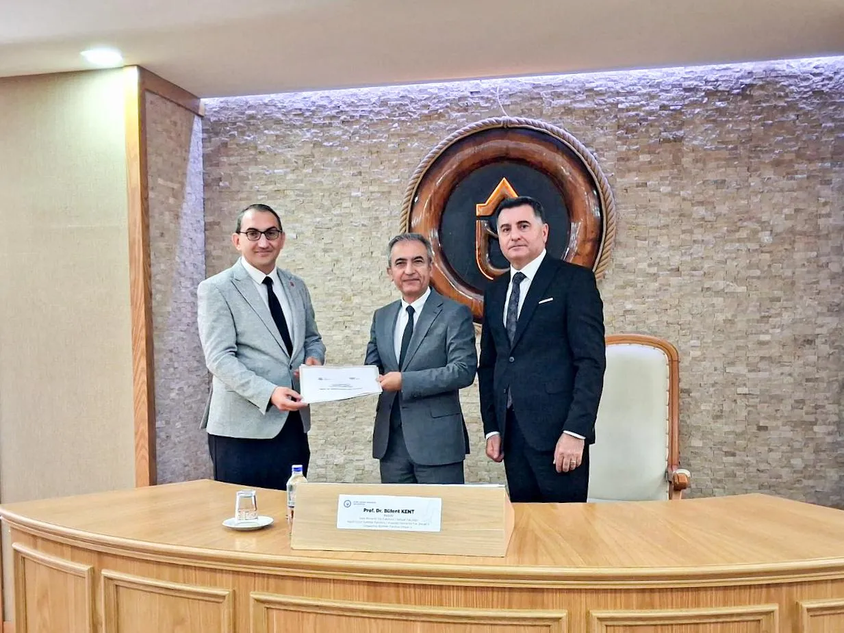 Adnan Menderes Üniversitesinde TURAK akreditasyon değerlendirme süreci kapsamında çıkış toplantısı yapıldı