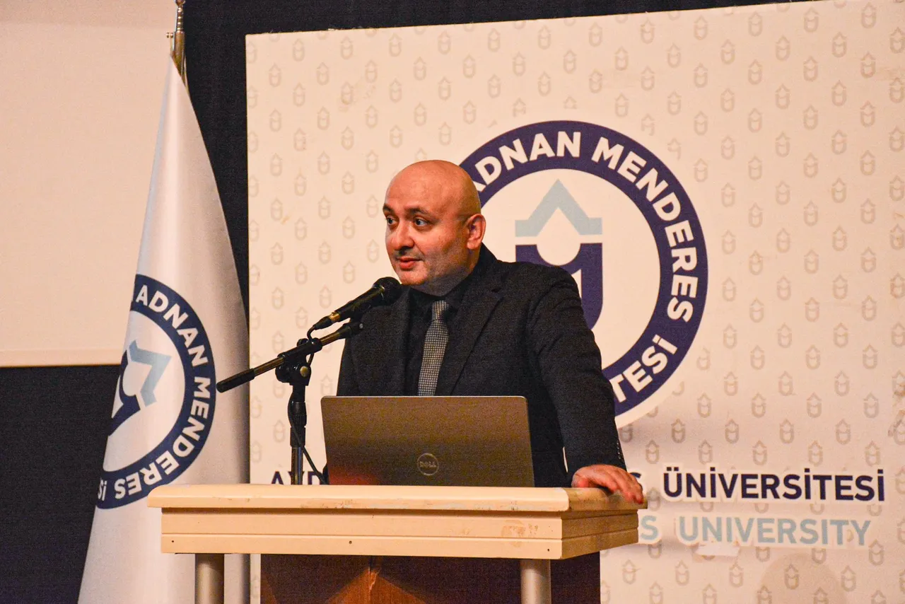 Adnan Menderes Üniversitesi Ev Sahipliğinde “Klasik Türk Şiiri ve Astronomi” konferansı düzenlendi