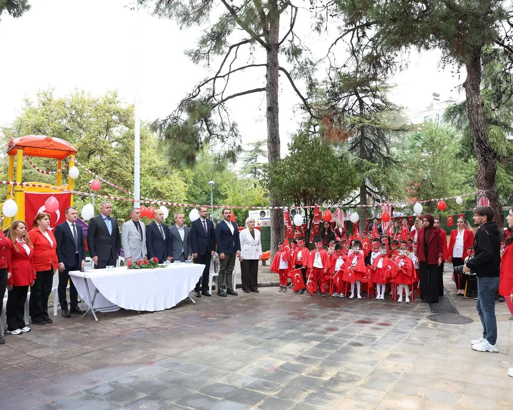 Şehzadeler’in çocuk evlerinde 29 Ekim coşkusu