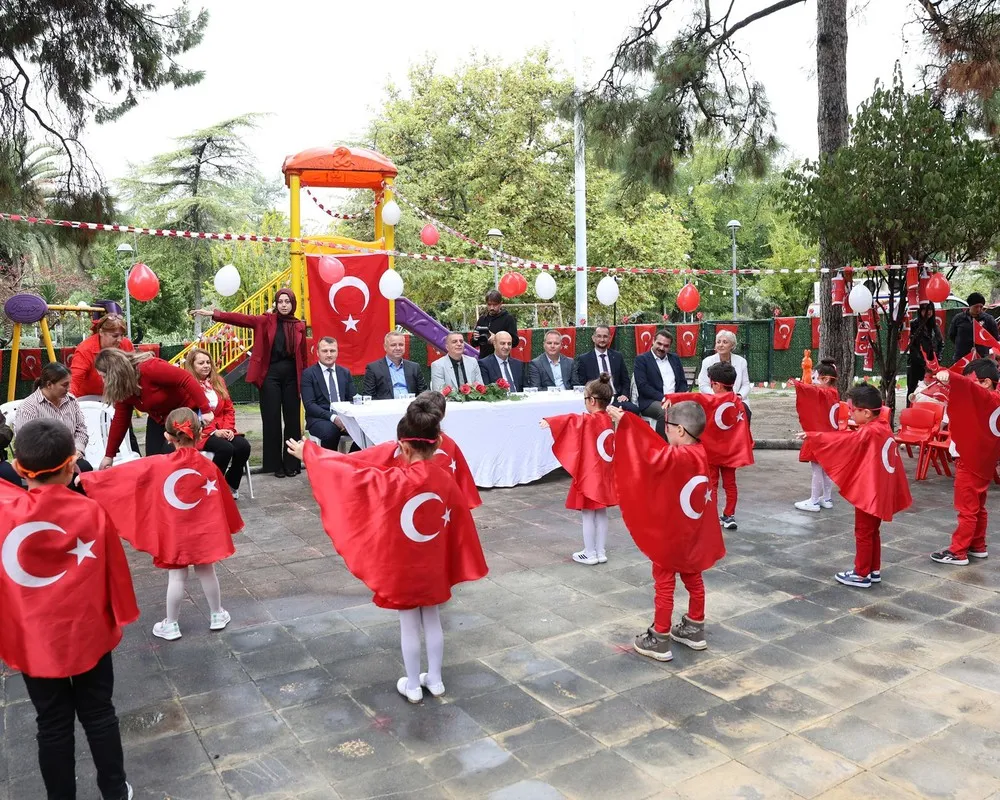 Şehzadeler’in çocuk evlerinde 29 Ekim coşkusu