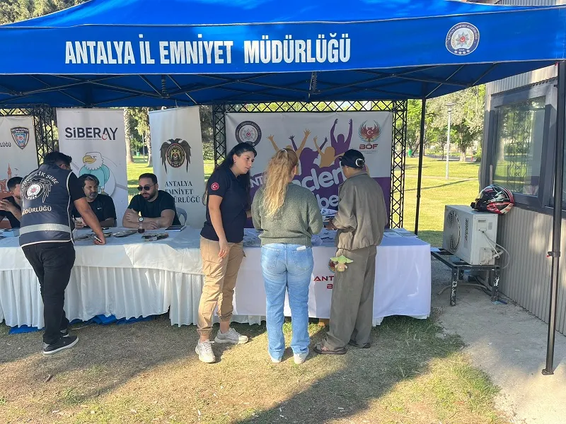 Güvenli gelecek için gençlerinin yanındayız