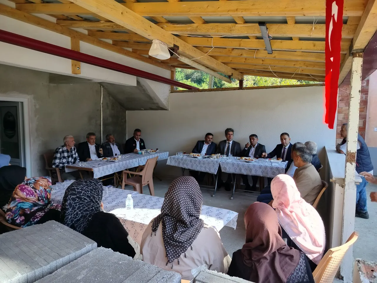 Kaymakam Civelek, Köprübaşı, Koyunhamza, Çatakkırı ve Bayazıt Köyleri İle Sisdağı Yaylası'nı ziyaret etti