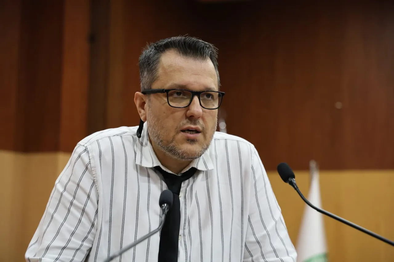 Iğdır Üniversitesinde "Tarih, Siyaset ve Kültür Perspektifinden Cumhuriyet" paneli yapıldı