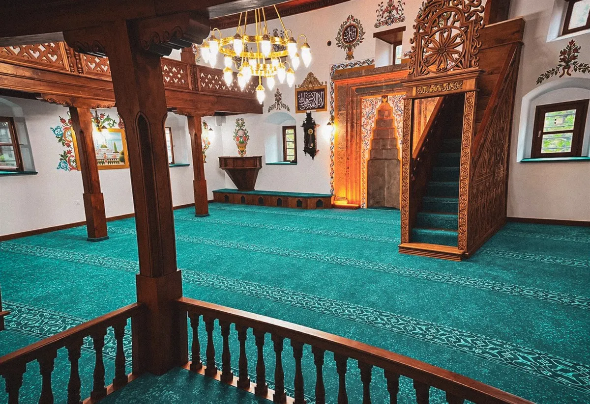 Tarihi Akmescit Camii'nin restorasyonu tamamlandı