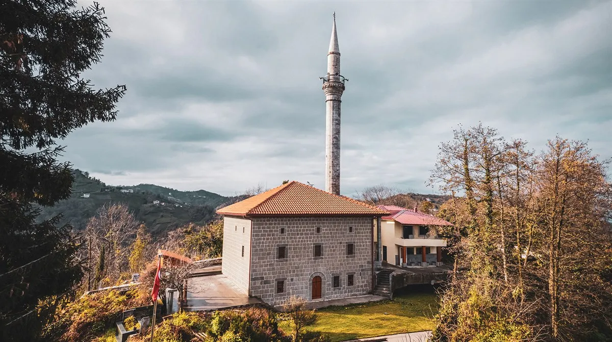 Tarihi Akmescit Camii'nin restorasyonu tamamlandı