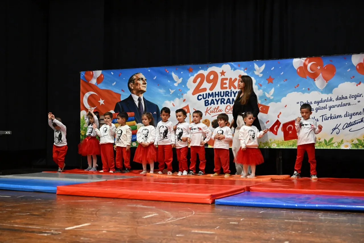 29 Ekim Gündüz Bakımevi öğrencilerinden etkinlik