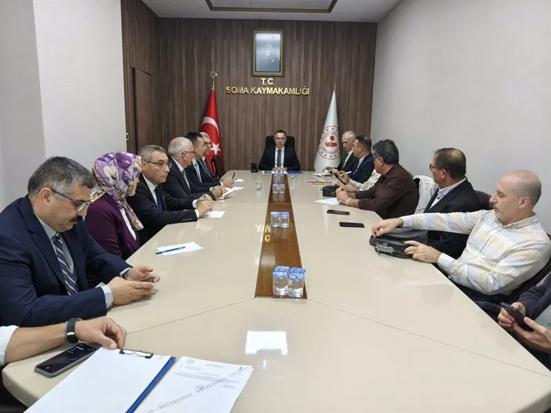 Soma'da ortaöğretim kurumları değerlendirme toplantısı yapıldı
