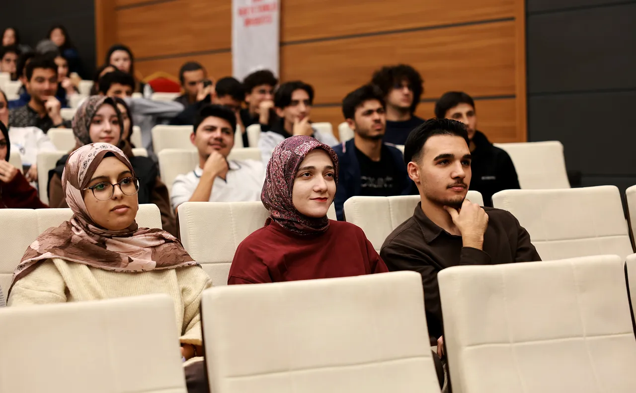 SBTÜ’de İŞKUR Gençlik Programı kura çekimi düzenlendi