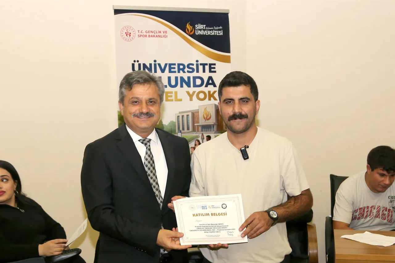 Siirt Üniversitesinde “Üniversite Yolunda Engel Yok” projesinin kapanış toplantısı yapıldı