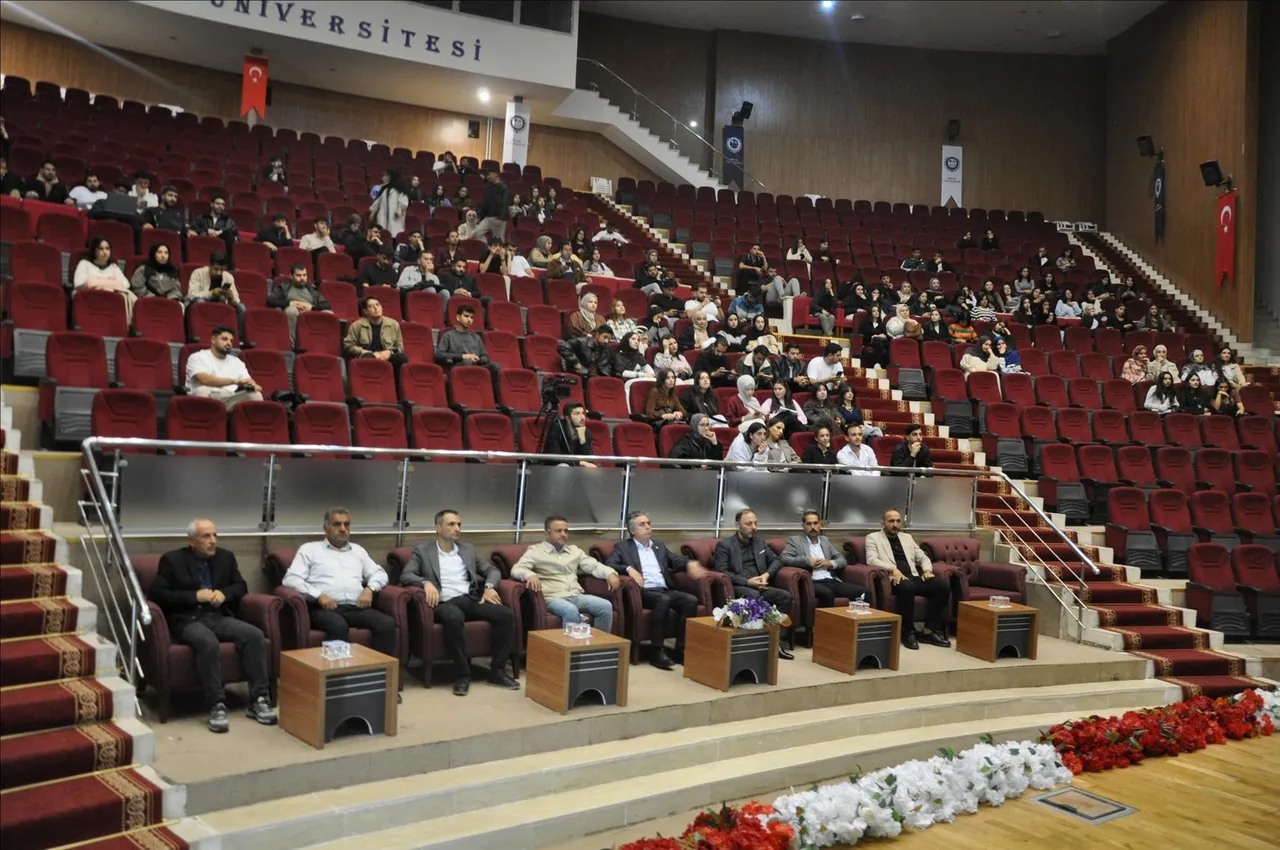 İŞKUR Gençlik Programı kapsamında Şırnak Üniversitesinde kura çekimi düzenlendi