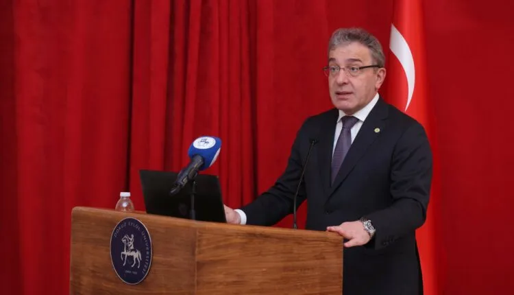 İzmir’in Üniversiteleri Cumhuriyet’in Kazanımlarını DEÜ’de konuştu