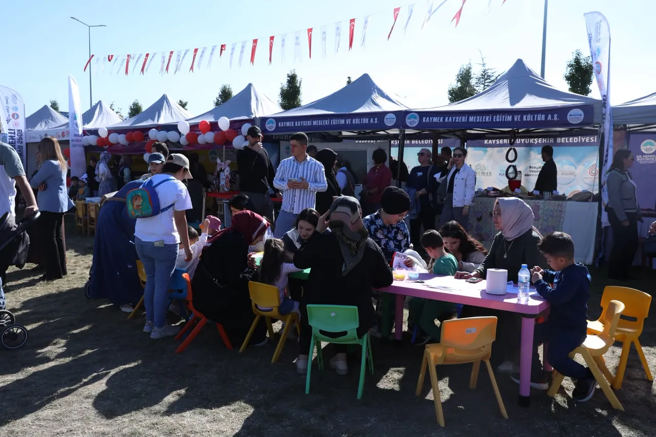 Kayseri’nin gastronomi zenginliği KAYMEK standında tanıtıldı