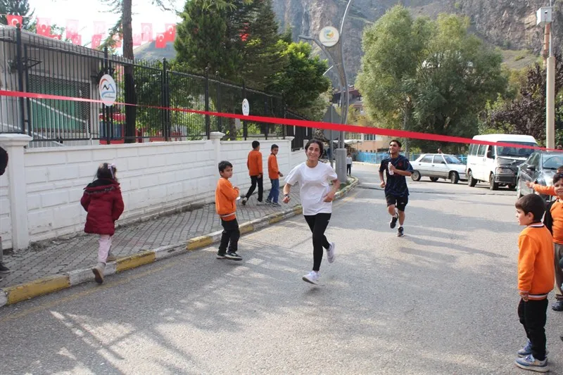 Cumhuriyet Koşusu büyük bir coşkuyla yapıldı