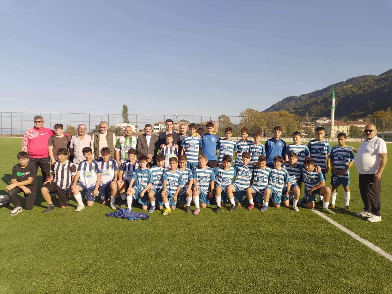 Çatalzeytin Kaymakamı Dincel, genç sporcularla bir araya geldi