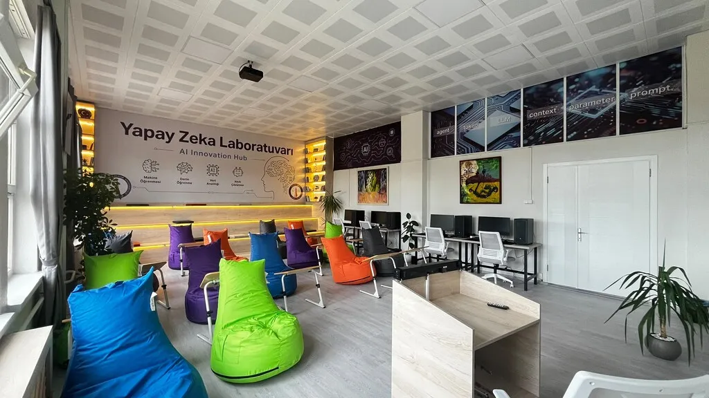 DPÜ Gediz MYO’da yapay zekâ laboratuvarı açılışı