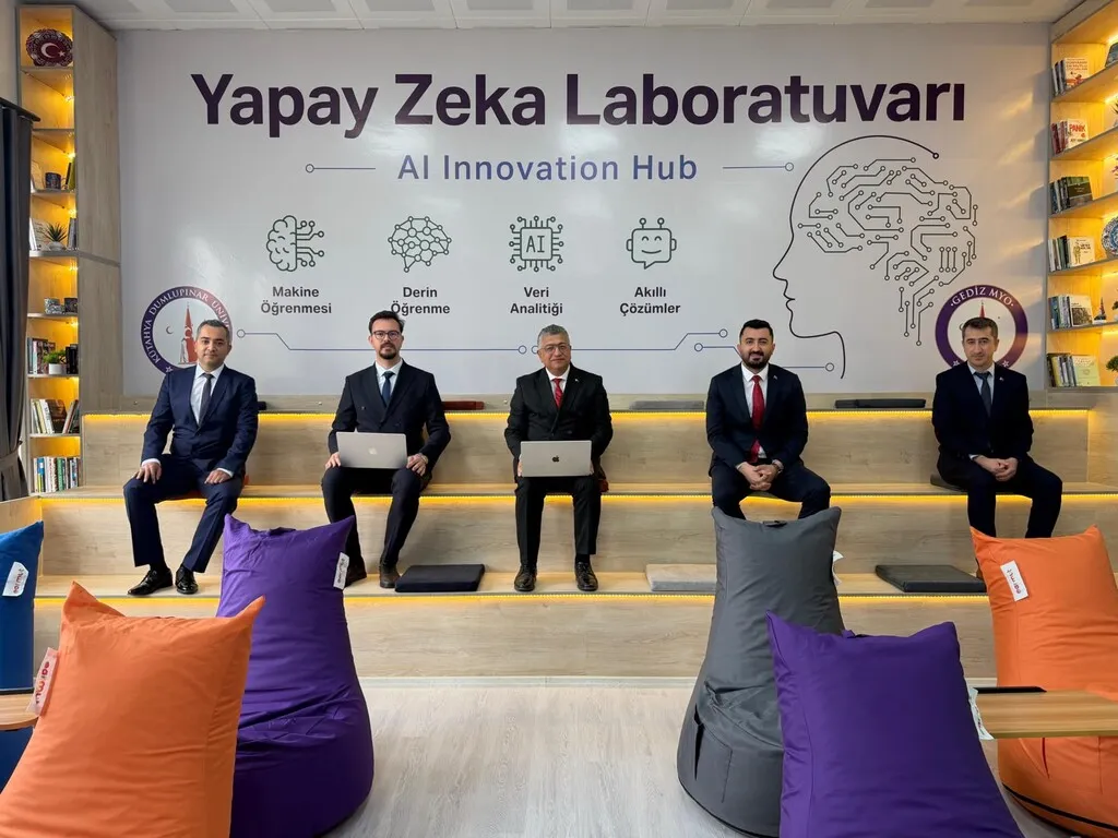 DPÜ Gediz MYO’da yapay zekâ laboratuvarı açılışı