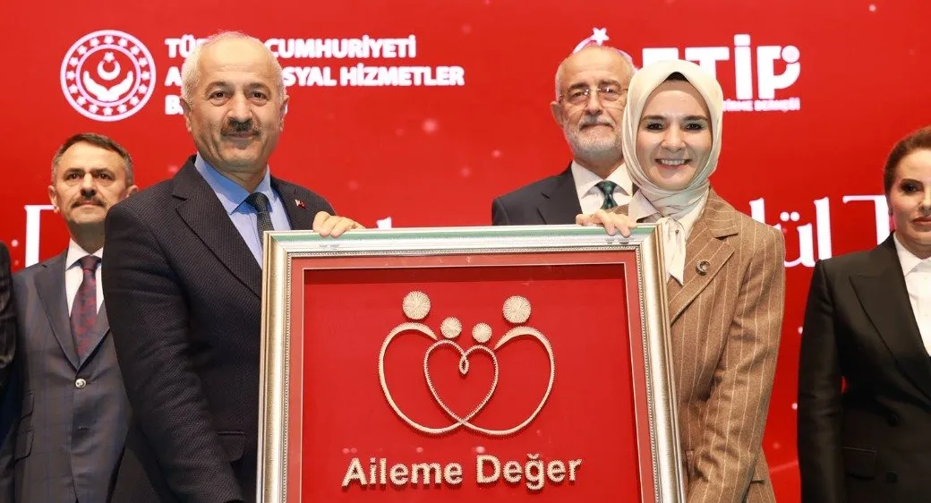 Gebze Belediyesi’ne aile dostu işletmeler ödülü