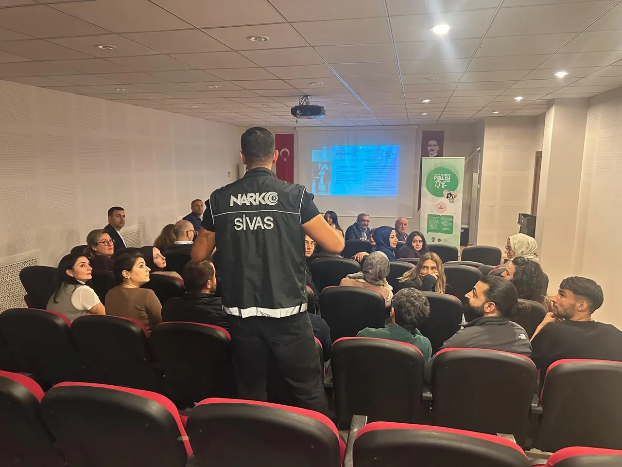 Bağımlılıkla Mücadele ve Farkındalık Eğitimi verildi