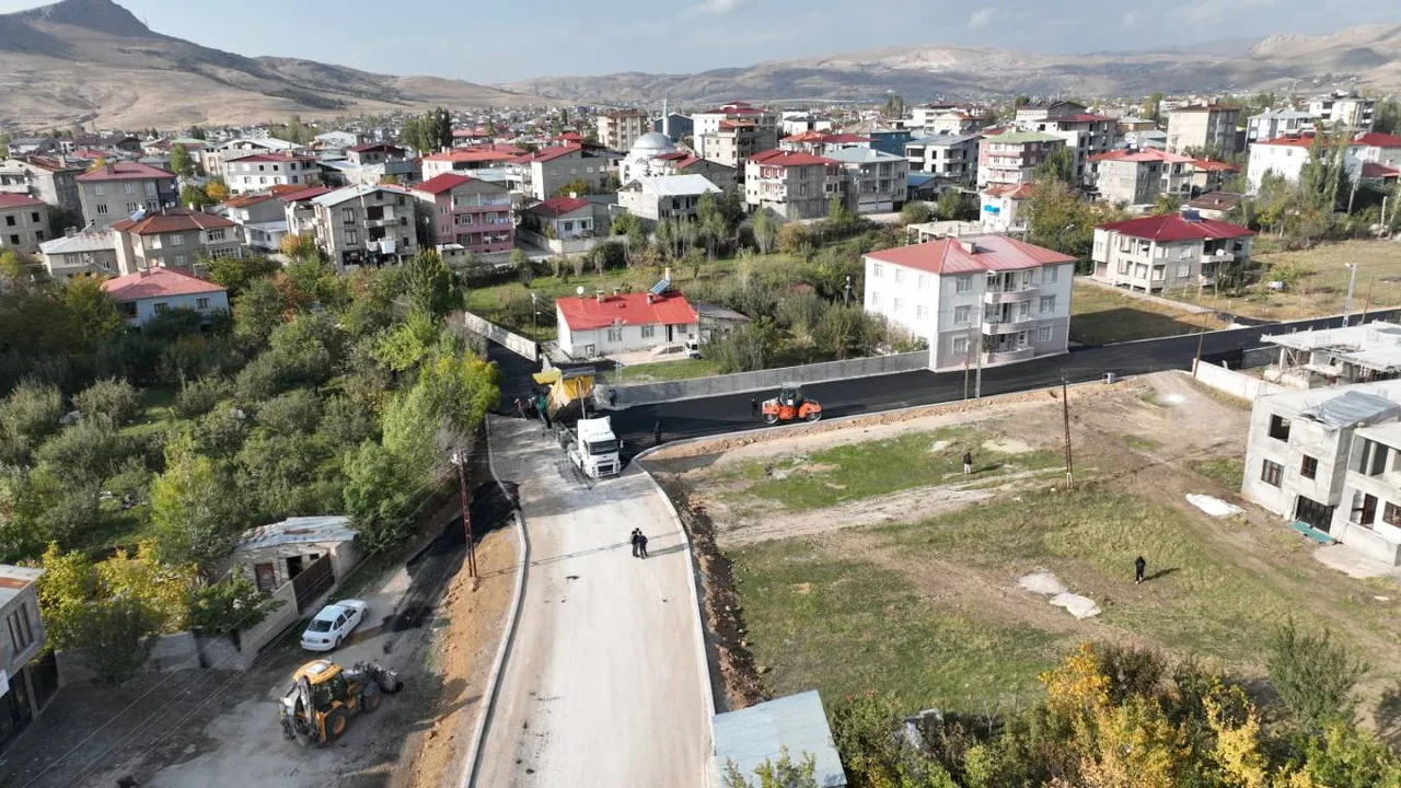 Gündoğdu Mahallesi Abalar Sokak yeni yüzüne kavuştu