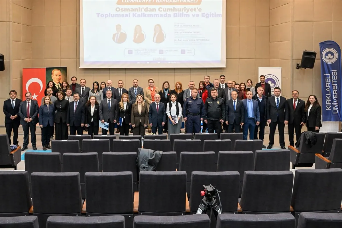 Cumhuriyet'in 103. Yılında Bilim ve Eğitimle güçlü geleceğe