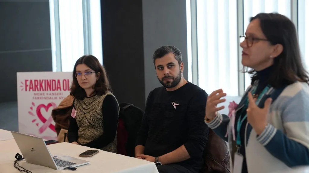 "Pembe Farkındalık"la Erken Teşhise Güçlü Vurgu