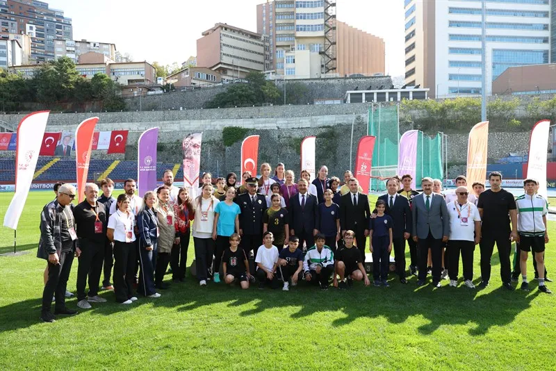 29 Ekim Cumhuriyet Bayramı etkinlikleri kapsamında Atatürk ve Cumhuriyet Koşusu düzenlendi