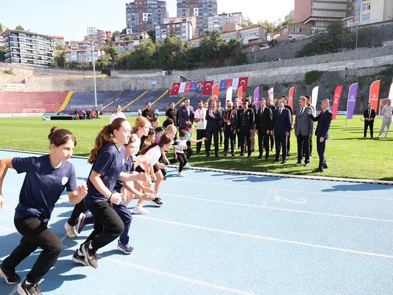 29 Ekim Cumhuriyet Bayramı etkinlikleri kapsamında Atatürk ve Cumhuriyet Koşusu düzenlendi