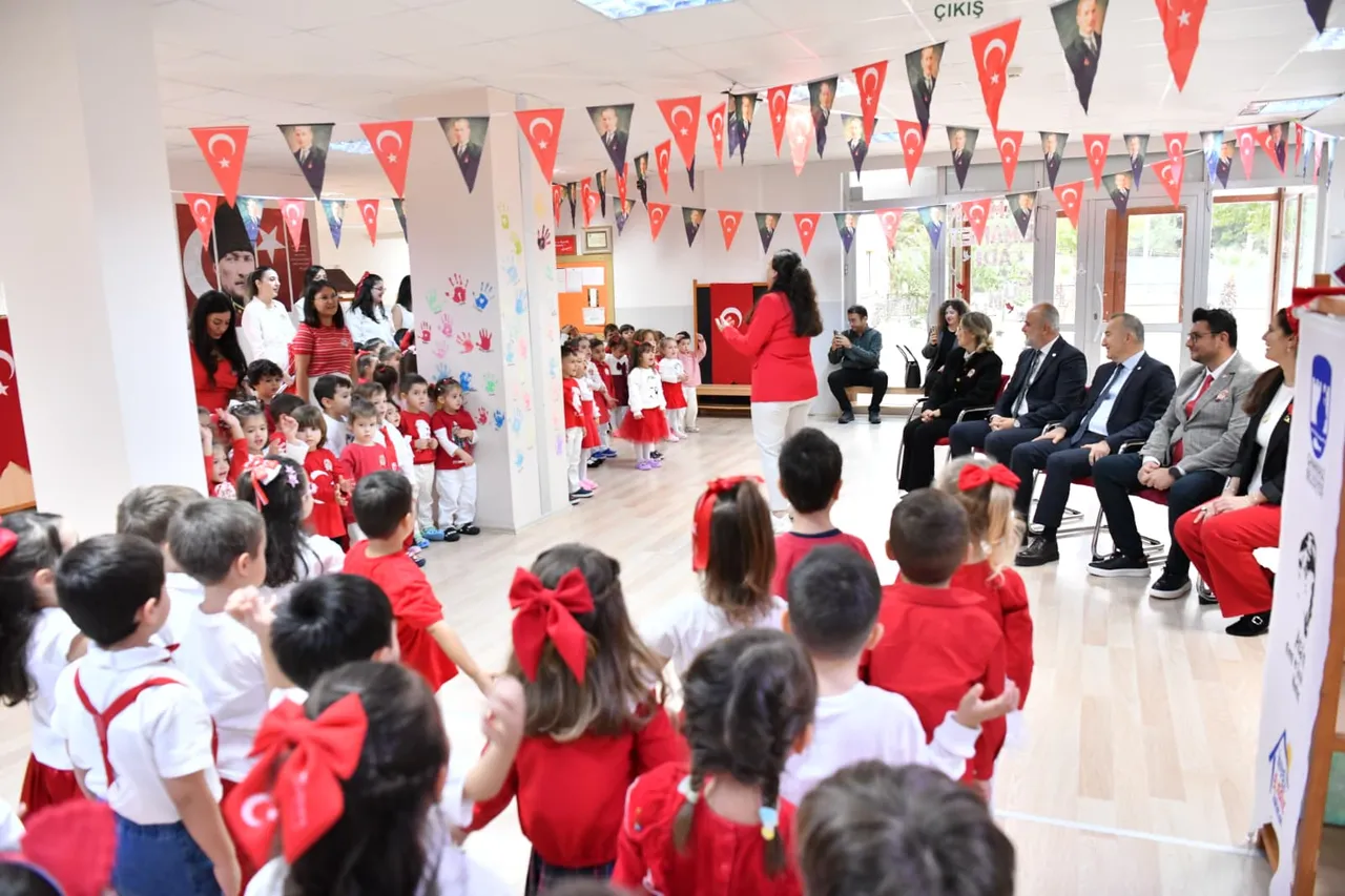Atam Kreş'te Cumhuriyet coşkusu