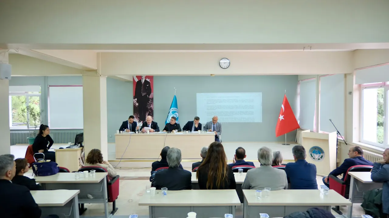 BAÜN Senato ve Yönetim Kurulu toplantısı, Edremit MYO’da yapıldı