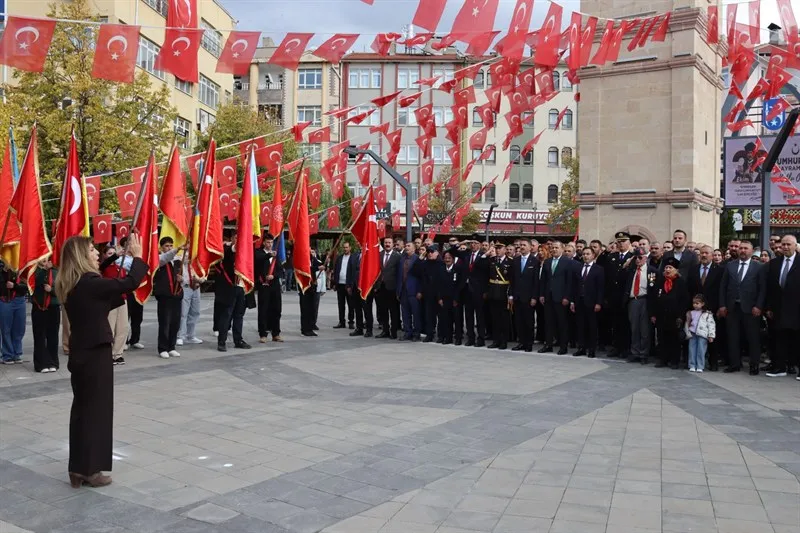 Akyurt'ta 29 Ekim Cumhuriyet Bayramı Çelenk Sunma Töreni gerçekleştirildi