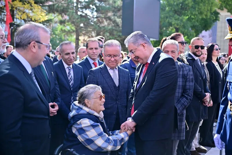 Eskişehir Valiliği, Cumhuriyet'in kuruluşunun 103. Yılını coşkuyla kutluyor